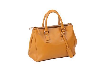 Pietro filipi is a czech fashion brand founded in 1993. Kolekce kabelek PIETRO FILIPI
