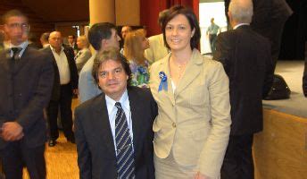 Politici · 1 decade ago. Tafanus: Brunetta, mezzo fannullone