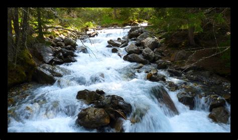 Disposer le moule dans un bain marie chaud et enfourner 30/35 mn à 200° , laisser tiédir et mettre au frais une nuit au minimum. torrent photo et image | paysages, lacs, rivières ...