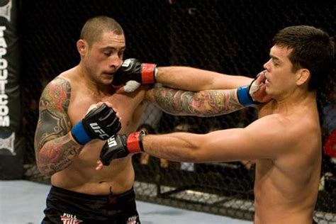 Stream or download tuesday's edition of mmajunkie radio with guests thiago silva. Bustamante a dat MMA-ul pe box - Absoluto Fighting Center