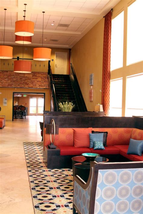 Wifi is free, and this hotel also features a restaurant and a gym. Holiday Inn Express & Suites Mesquite, Mesquite, NV Jobs ...