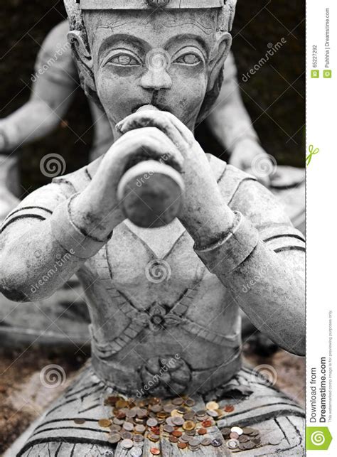 Maybe you would like to learn more about one of these? Thailand Statuen In Geheimem Buddha-Garten In Koh Samui ...