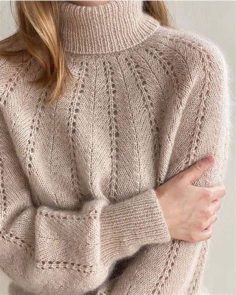 Женский свитер спицами с круглой кокеткой, связанный сверху вниз без швов в 2021 г | Вязаные ...