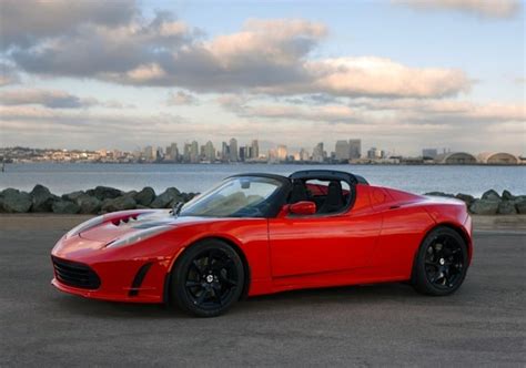 Hello guys kali ini gua bakal main gta 5 mod lagi dan sekarang gua mau review sebuah mobil lagi nih oke langsung aja ke videonya ya :d. 2012 Tesla Roadster Sport 2.5 Review: Swift, Salient, Green