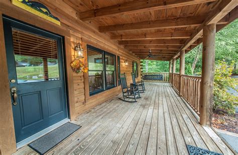 We have some of the best selection of large cabins in the area. Cabin 12, 4-Bedroom - Smoky Mountains TN | Oak Haven ...