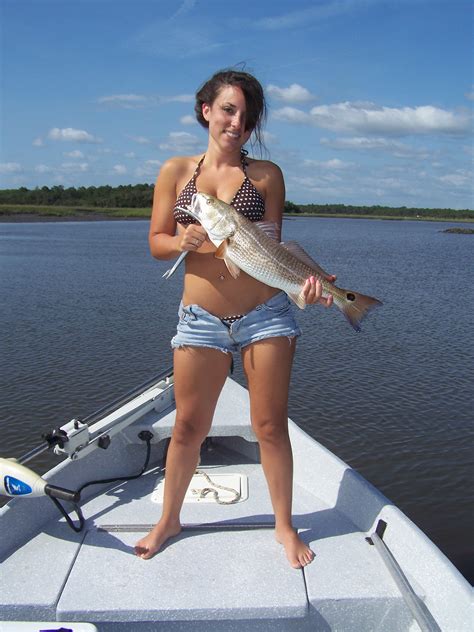 Posted 4 hours ago by: Post the best picture of your lady on your boat - Page 18 ...