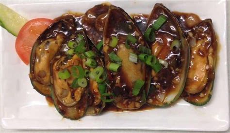 Sweet and sour is a generic term that encompasses many styles of sauce, cuisine and cooking methods. Sweet And Sour Cantonese Style / Cantonese Style Sweet and Sour Goose - YouTube - I think i ...