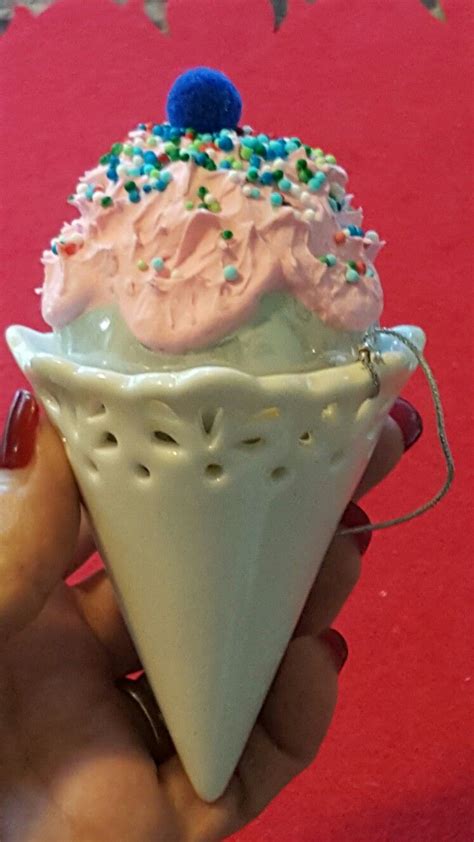 This is the best vanilla ice cream you'll ever eat. Pin by Linda Prior on Christmas Ornaments | Christmas ...