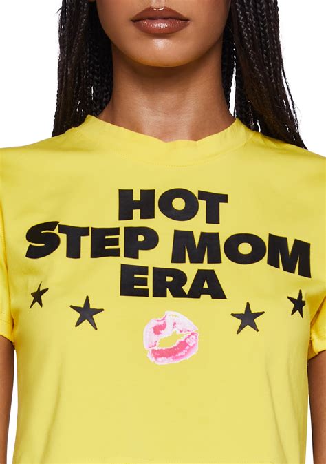 Step Mom Era Baby Tee – Dolls Kill