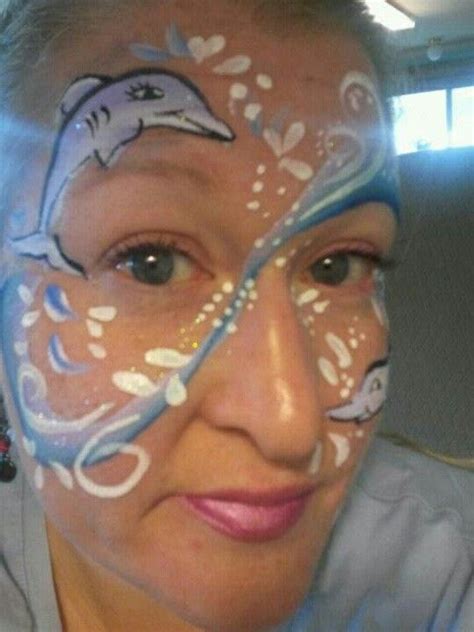 It can be used on both men and women, depending on the illustration that will be used. Dolphins face painting | Dolphin face paint, Face painting ...