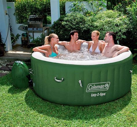 Hot tubs outdoor indoor aquavia spa® and jacuzzi®. Why Outdoor Jacuzzi Hot Tubs are so Popular | Backyard ...