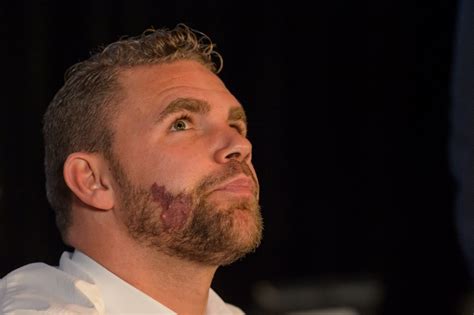 Billy joe saunders' start to training camp for the most important fight of his career has been delayed due. Saunders Reportedly Threw Chicken at Wilder at Belfast ...