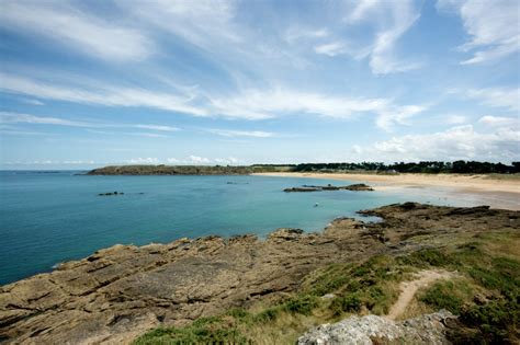 We are in the northwest of france, in the ille et vilaine province, where if you jump, you emerge yourself in emerald water, and if you take another, you almost step onto england. La Guimorais - Saint Malo, France, Beach | Steve Carter ...