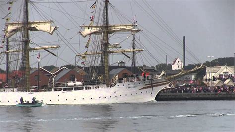 Sørlandet was built in 1927 at høivolds mek. Fuldriggeren Sørlandet, The Tall Ships Races 2015 - YouTube