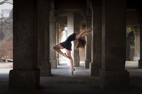 Ballerina | Ballerina photography, Ballerina, Dance photos