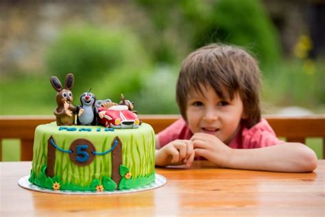 Kue ulth anak laki laki. Ulang Tahun Si Kecil Sudah Dekat? Ini 10 Rekomendasi Kue ...