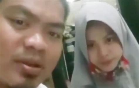 Cahya silmi janda tkw siap nikah 2018 no hp janda siap nikah keberadaan nikah siri dikatakan sah secara norma agama tetapi tidak sah menurut norma hukum. No Hp Janda Siap Nikah Siri 2020 : Pin Di Janda Cari Jodoh ...