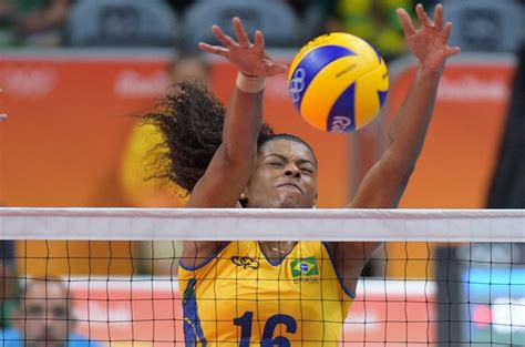 #fernanda garay #fe garay #brazil #montreux #volley masters #montreux volley masters #fenerbahce #yellow angels #sari melekler #volleyball #voleybol. #Pallavolo Brasile - Fernanda Garay non giocherà più per ...