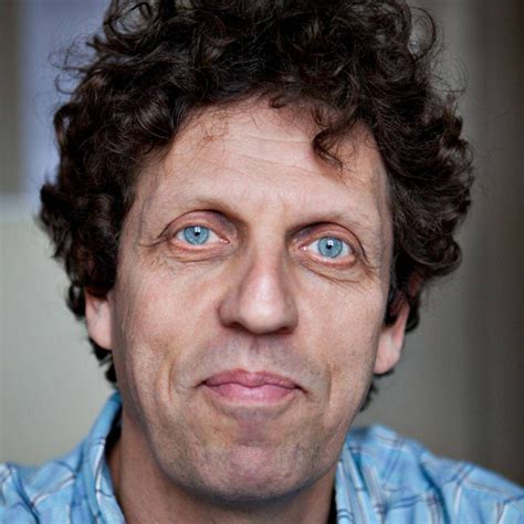 At klappe med een hånd. Søren Hauch Fausbøll - Tirsdag den 19. Februar kl. 20.00