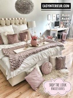Bett dekorieren kissen, bett dekorieren lichterkette, bett dekorieren tagesdecke, bett dekorieren kleines, bett deko kissen, bett dekoration, bett deko schlafzimmer, bett deko bilder. easyinterieur.com Werbung Shop the Look kleine Dekoakzente ...