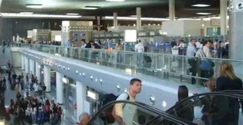 Arrivi e orari voli aeroporto catania. Aeroporto Catania Fontanarossa chiuso, voli su Sigonella