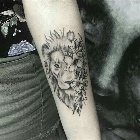 Der könig des dschungels strahlt stärke anders als bei vielen anderen motiven sind sie keinem trend unterworfen. Pin von anna juarez auf tatuagens | Unterarm tattoo frauen ...