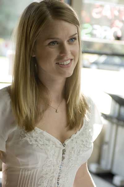 Eve was born in london. Alice Eve - ENTERTAINMENT