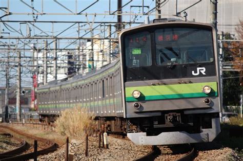 2017.09.27 トップに戻る 東海道貨物線新鶴見〜鶴見〜小田原の撮影地ガイドです。東海道伊東線は 東海道線 、東海道貨物支線浜松町〜鶴見〜桜木町は 東海道貨物支線 をそれぞれご覧下さい。 私有地と思われる箇所、商業施設や駐車場等撮影用に開放しているわけではない箇所、車道の脇など. まちゃ鉄撮影日記 2014 横浜線 新たな撮影地で撮影