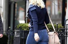 holly willoughby jeans tight pert her bum skin amazing skintight behind morning off bottom shows she figure rex pair showcased
