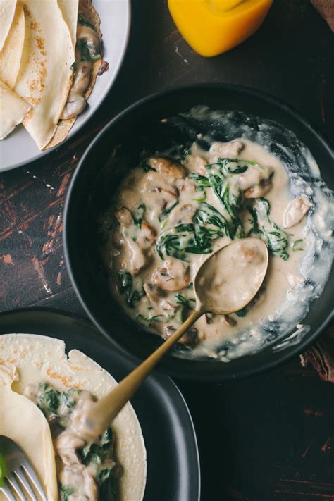 Maybe you would like to learn more about one of these? Mushroom And Spinach Crepe | Recipe in 2020 | Easy chicken ...