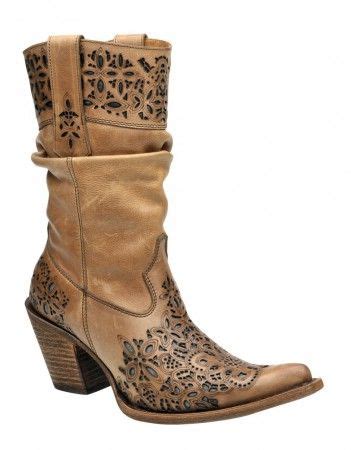 Hey ich hab mal ne frage an alle die cowboystiefel tragen weil mir ist aufgefallen, dass hier auf der seite hauptsächlich männer/jungs cowboystiefel tragen. Cuadra Damen Western- Cowboystiefel (Rindleder) 1W05SH ...