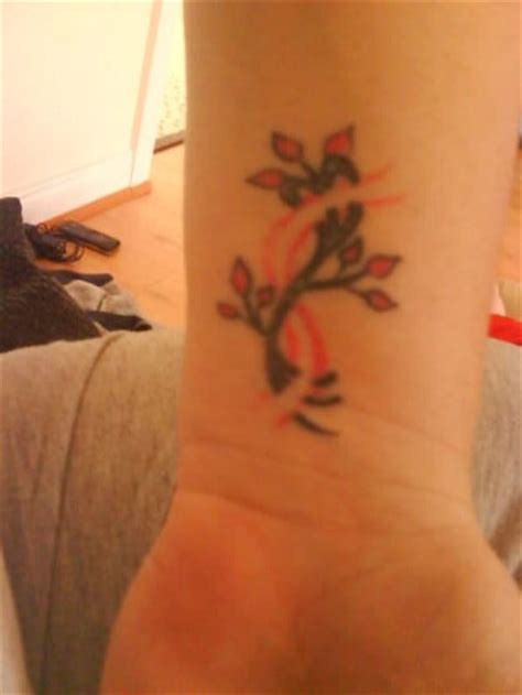 There's a distinct lack of muscle and fatty tissue in the area, so the needle and pressure are closer to your tendons and nerves. Flower Wrist Tattoo Ideas