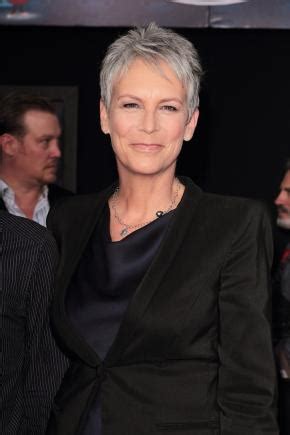 Hairstyles jamie lee curtis short wispy hairstyle. How To Style Short Hair Like Jamie Lee Curtis - Short ...