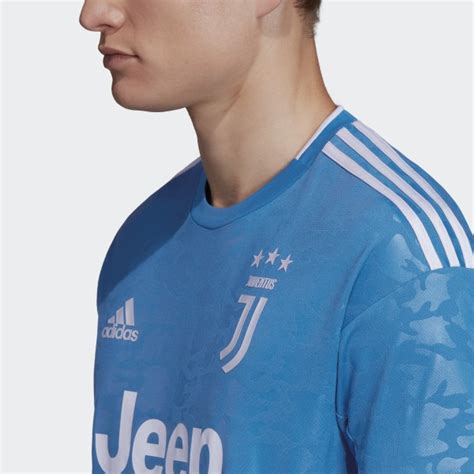 We were able to leak new details about the shirts some time ago, and now last friday the italian juve shirt experts have made. Juventus 2019-20 Adidas Third Kit | 19/20 Kits | Football ...