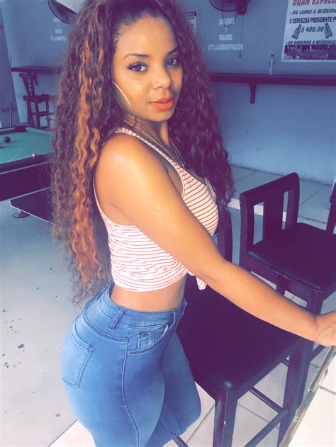 Women in the dominican republic have equal constitutional rights as men in the economic, political, cultural and social fields, as well as in the family. Gaby, dominican women | LatinRomantic