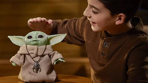 We're just days away now from star wars: Baby Yoda levend in je woonkamer: het is mogelijk dankzij ...