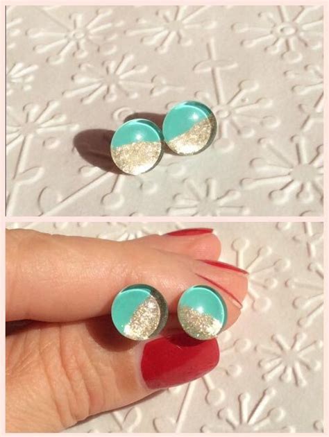 Jewelry making is so simple with kits guiding you every step of the way. Blue for you! by Anastasiya Lubavina on Etsy | Resin ...