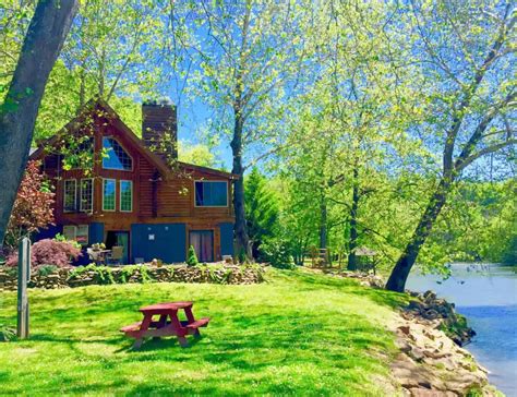 Bruce farnham, manager and supervisor at weld's mount blue. The 7 Best Pet-Friendly Cabins in Cherokee, NC for an Epic ...