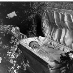 This site is maintained by the estate of billie holiday. 1000+ images about Creepy Cara on Pinterest | Funeral ...