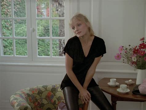 Actress, singer, fashion muse, film director. Le beau mariage (A Good Marriage) | Eric Rohmer | 1982 Arielle Dombasle | Film aesthetic, Good ...