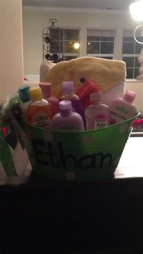 Once done using it, you can fold it to form a basket. Bath time gift basket for baby | Bath time gifts, Gift ...