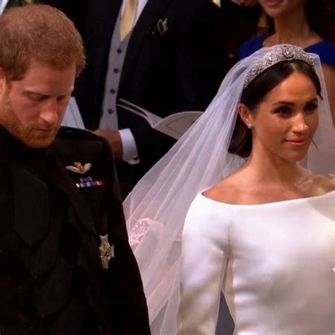 Harry e meghan si raccontano dopo il fidanzamento ufficiale. Harry chora ao ver Meghan: «Estás maravilhosa»