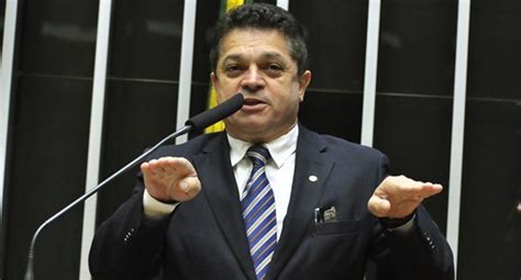 13,499 likes · 6 talking about this. Deputado preso pela PF é conhecido por confusões e até por vídeo pornô