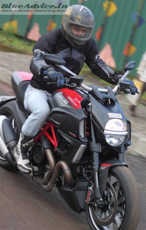 Check out promotions, loan simulations, april 2021 installments for ducati panigale v4 on road prices of ducati panigale v4 s in kuala lumpur is costs at rm 172,440. Ducati's India Price List Leaked; Starts at Rs 6.38 Lakhs!