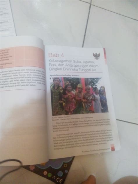 Check spelling or type a new query. Jawaban Pkn Kelas 7 Bab 4 - Mikiran Soal
