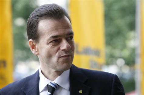 Bejelentette lemondását hétfőn ludovic orban román miniszterelnök, miután az általa vezetett jobbközép nemzeti liberális párt (pnl) elvesztette a választásokat az ellenzéki szociáldemokrata. Cine este Ludovic Orban, premierul desemnat de ...