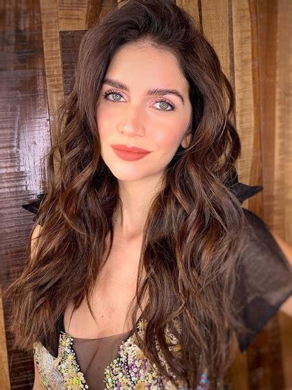 B, pembahasan, kedokteran, teknik mesin, teknik elektro, dan arsitektur merupakan jurusan program studi yang berlatar belakang sains sedangkan hubungan internasional tidak. Zaira Nara - Asi Estaban Wanda Y Zaira Nara Diez Anos ...