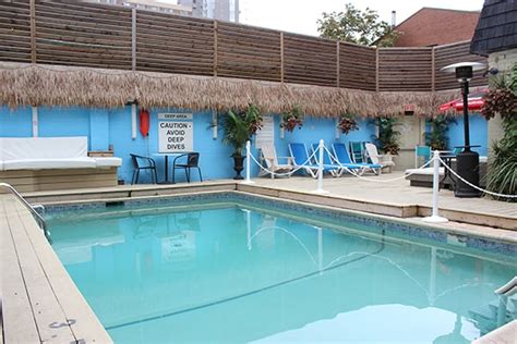 Oasis aqualounge is a water themed adult's private members spa and lounge in downtown toronto. New and improved deck area with fresh plants and spacious ...