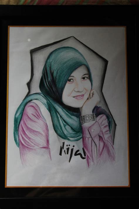 Pada dasarnya arang keras pada pensil ini terbuat dari grift. Drawing Color Hijab Girl On Paper A3