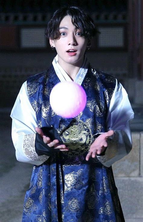 Sisca kohl borong bts meal (foto: Pin de Andy em BTS || JUNGKOOK 전정국 em 2020 | Imagens bts, Foto jimin, Cantores